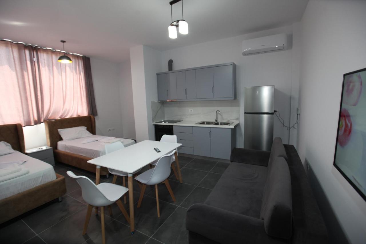 Deda Apartments Sarande Exterior photo