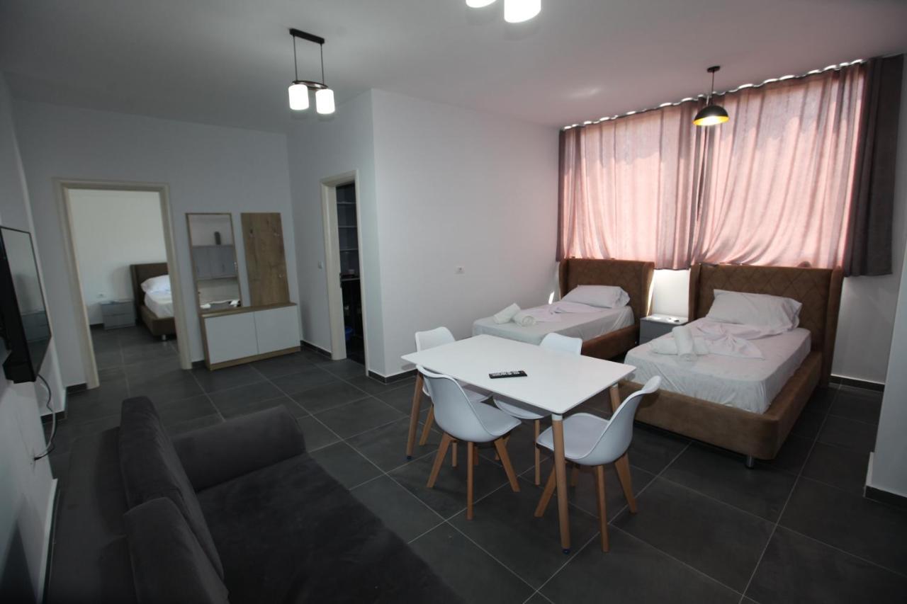 Deda Apartments Sarande Exterior photo